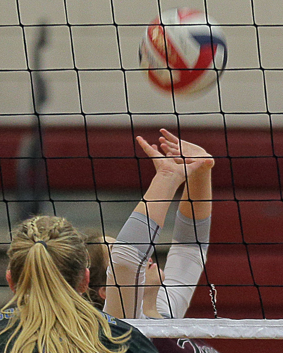 South Tahoe at Elko Volleyball 30.jpg